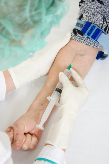 Компания Гепатолог предлагает услуги медсестры по введению уколов внутривенно