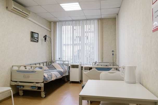 Палата в стационарном отделении (5)